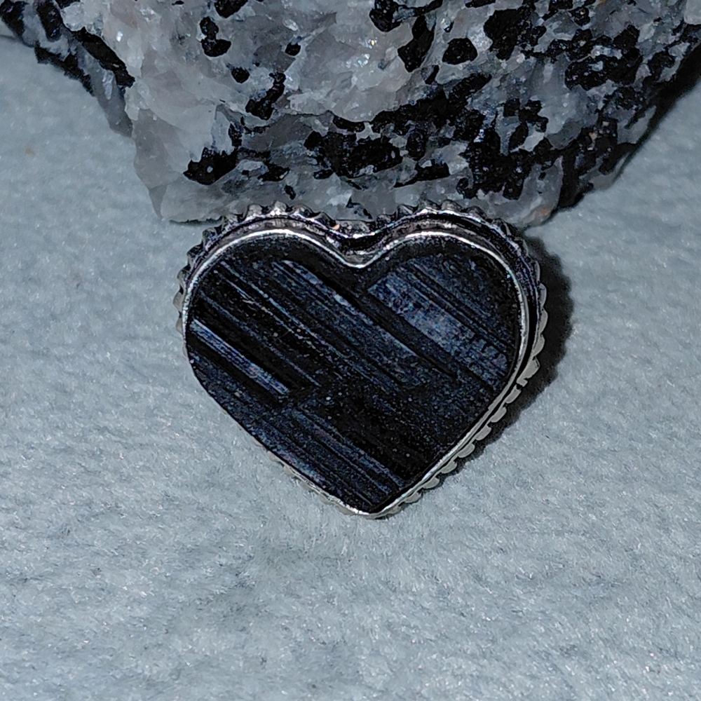 Heart-Shaped Raw Black Tourmaline Ring Size 8.25